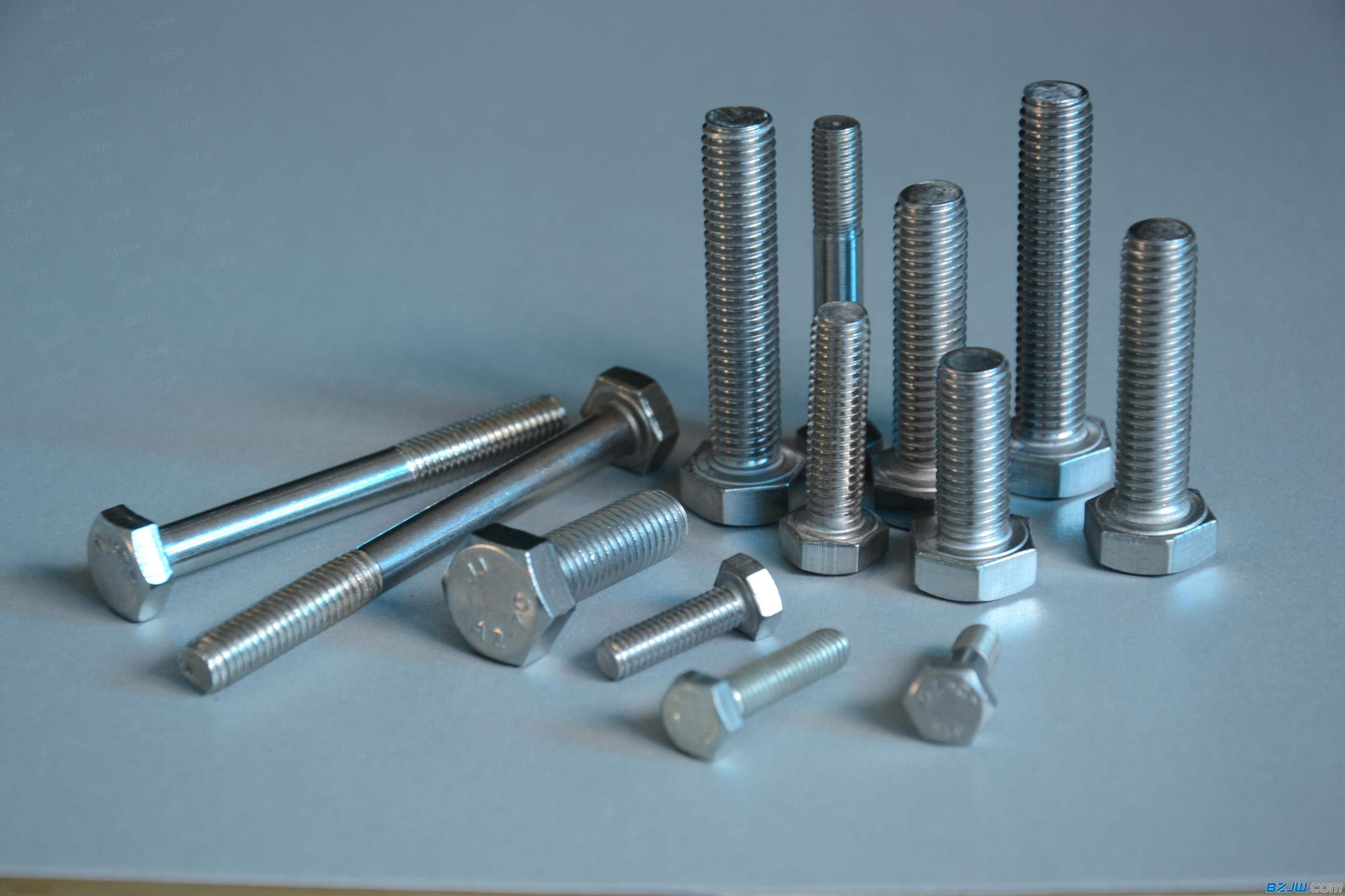 鄭令粉與河北鋪實(shí)達(dá)緊固件銷售門市 永年緊固件產(chǎn)業(yè)中的個(gè)體縮影